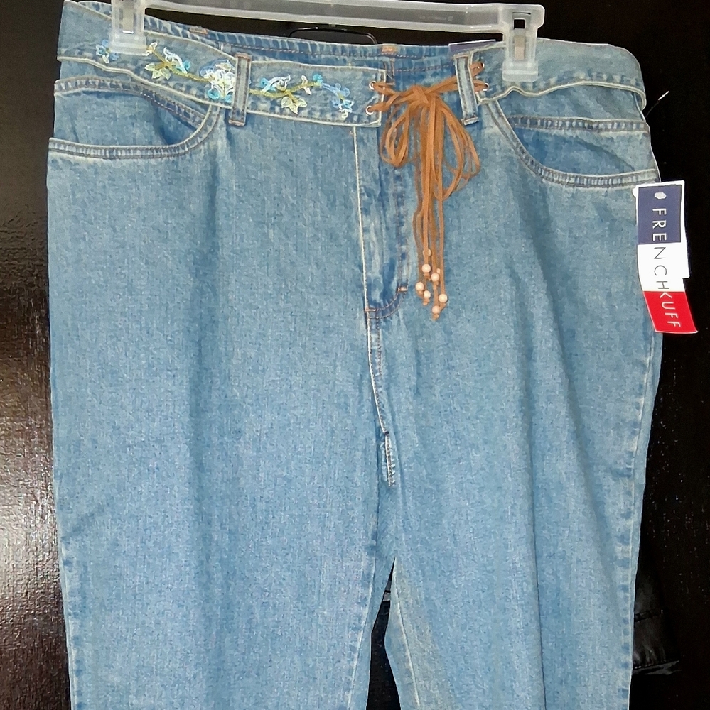 French Cuff Women's Plus Size Capri Jeans
